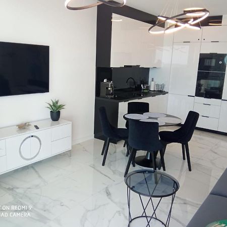 רבאל Apartament Z Widokiem Na Morze W Kompleksie Hevenia מראה חיצוני תמונה