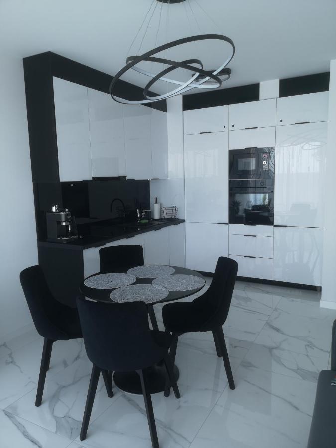 רבאל Apartament Z Widokiem Na Morze W Kompleksie Hevenia מראה חיצוני תמונה